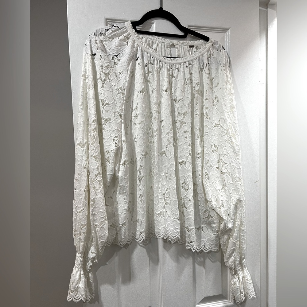 Free People • Olivia Balloon Sleeve Lace Top || Large